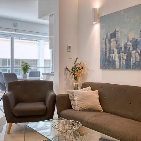 公寓 Stylish 2 Bedroom With Balcony Steps To Seafront *